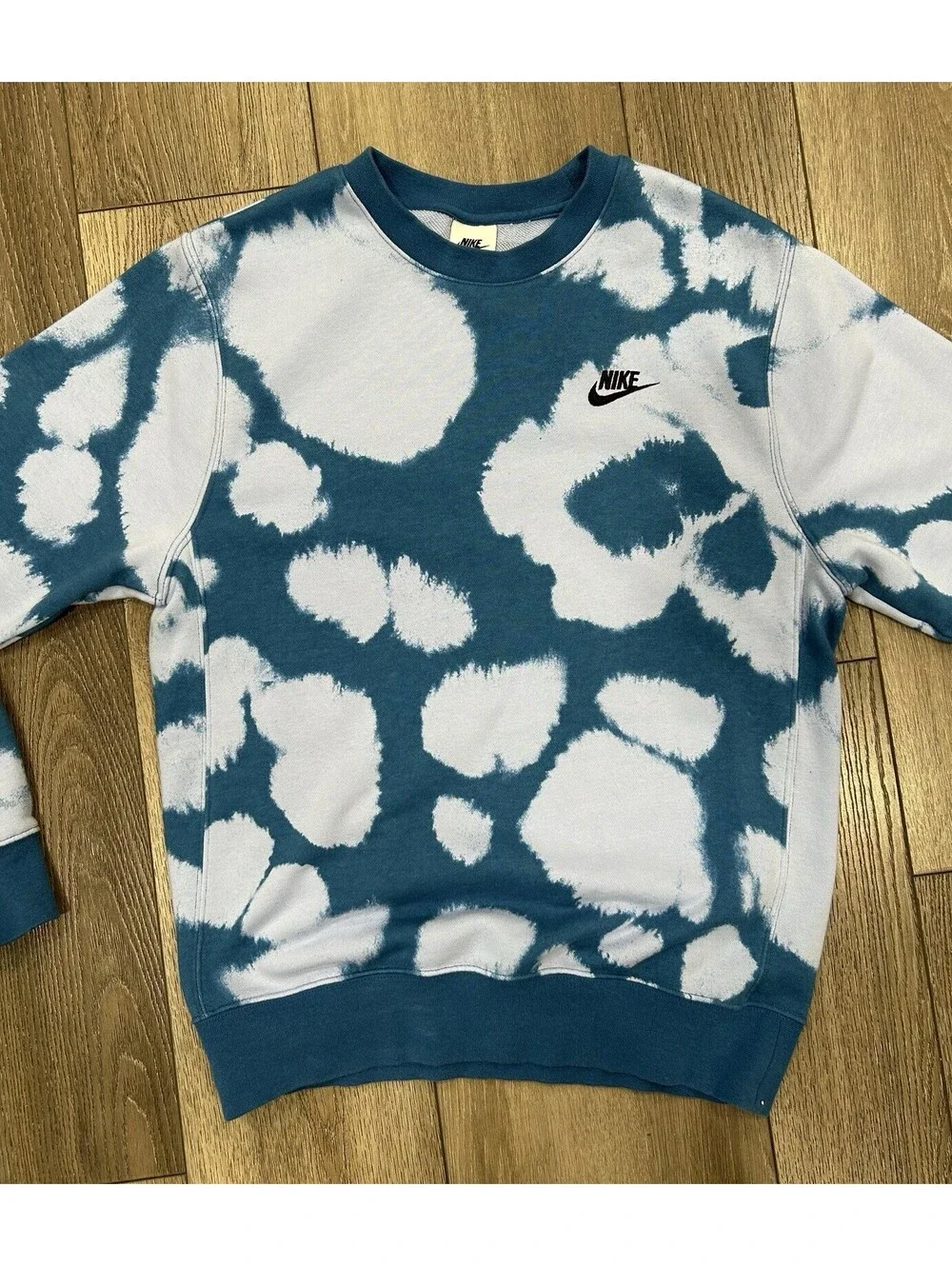 Nike Blue Tie Dye Paint Splotch Design Crewneck Sweatshirt Size Xs